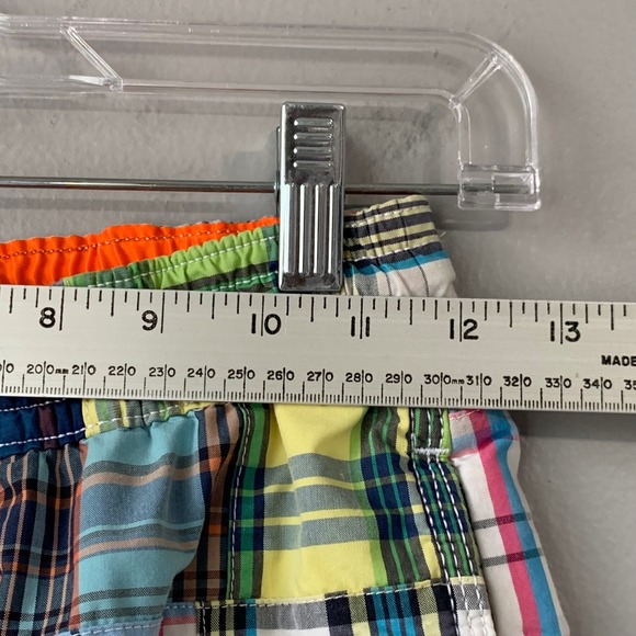 Gap Surf kids preppy multi plaid swim trunks with side and rear pockets. Size M - Picture 7 of 11